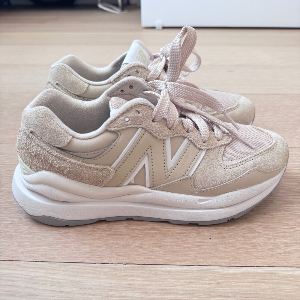 New Balance 5740 | Beige White | 7.5